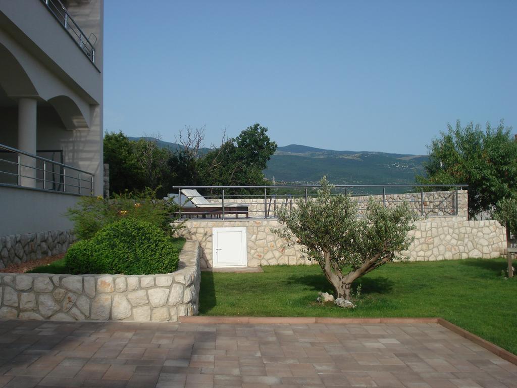 Apartments Villa Residenca 노비비노돌스키 객실 사진