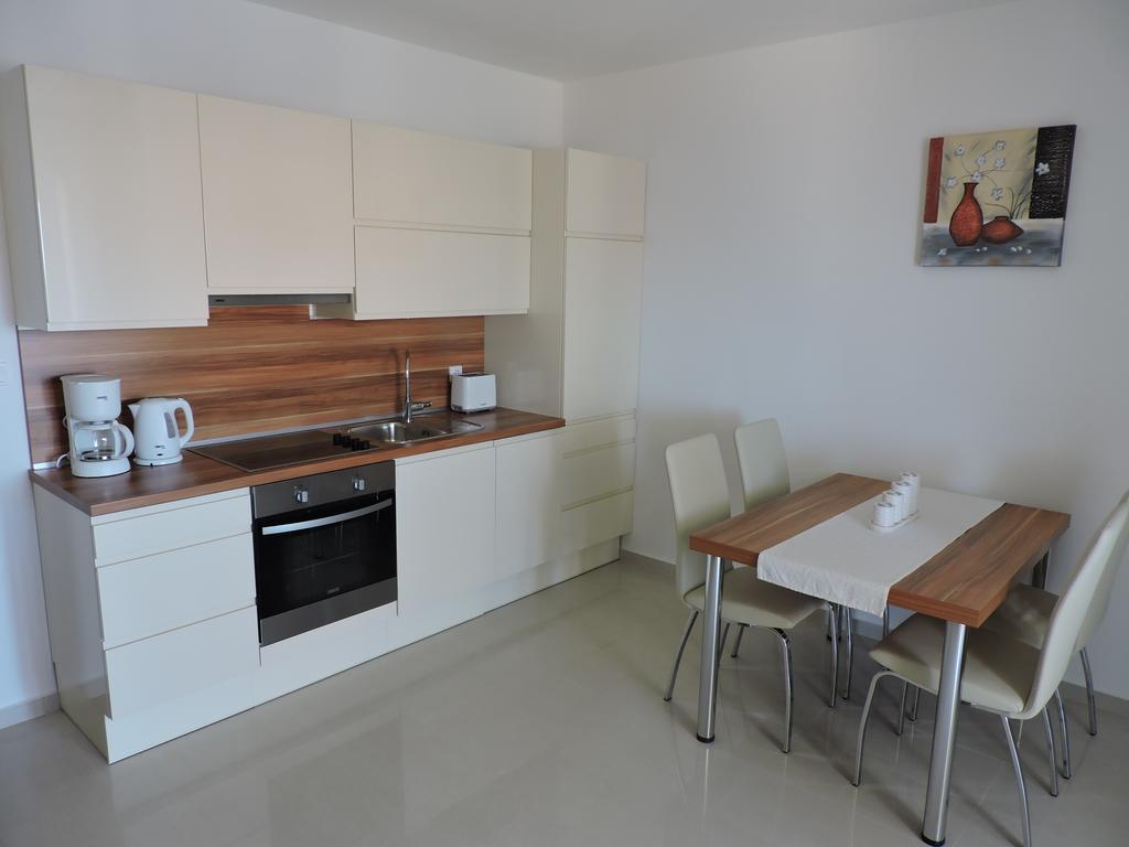 Apartments Villa Residenca 노비비노돌스키 외부 사진